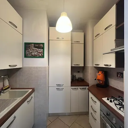 Nathan House, Malatesta Rome